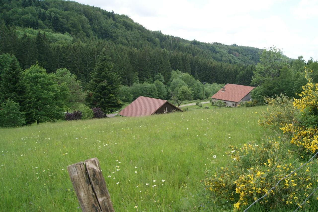 La Hutte Villa Tendon Exterior photo